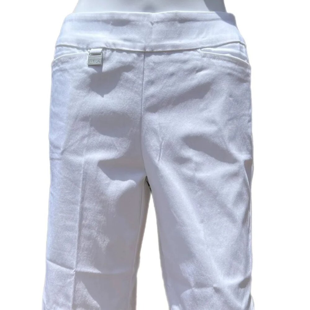 Lulu-B Ladies White Pull On Bangladine 10" Inseam Bermuda Shorts with Side Slit
